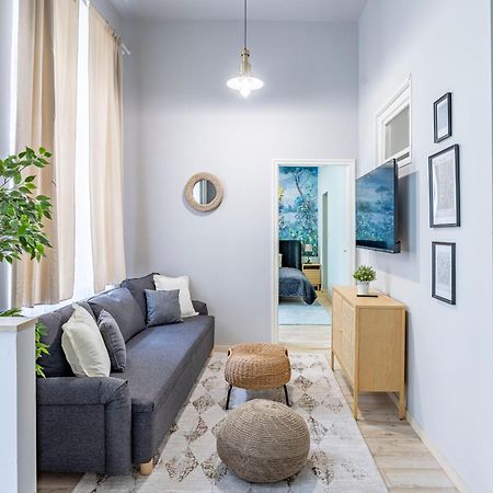 Apartamento Hidden Gem With Terrace On The Andrassy Fashion Road Budapest Exterior foto