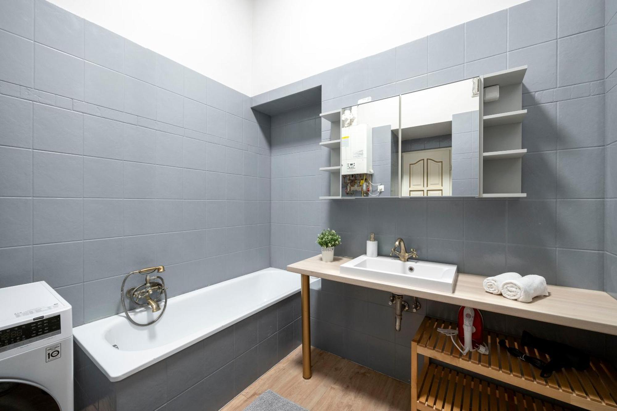 Apartamento Hidden Gem With Terrace On The Andrassy Fashion Road Budapest Exterior foto