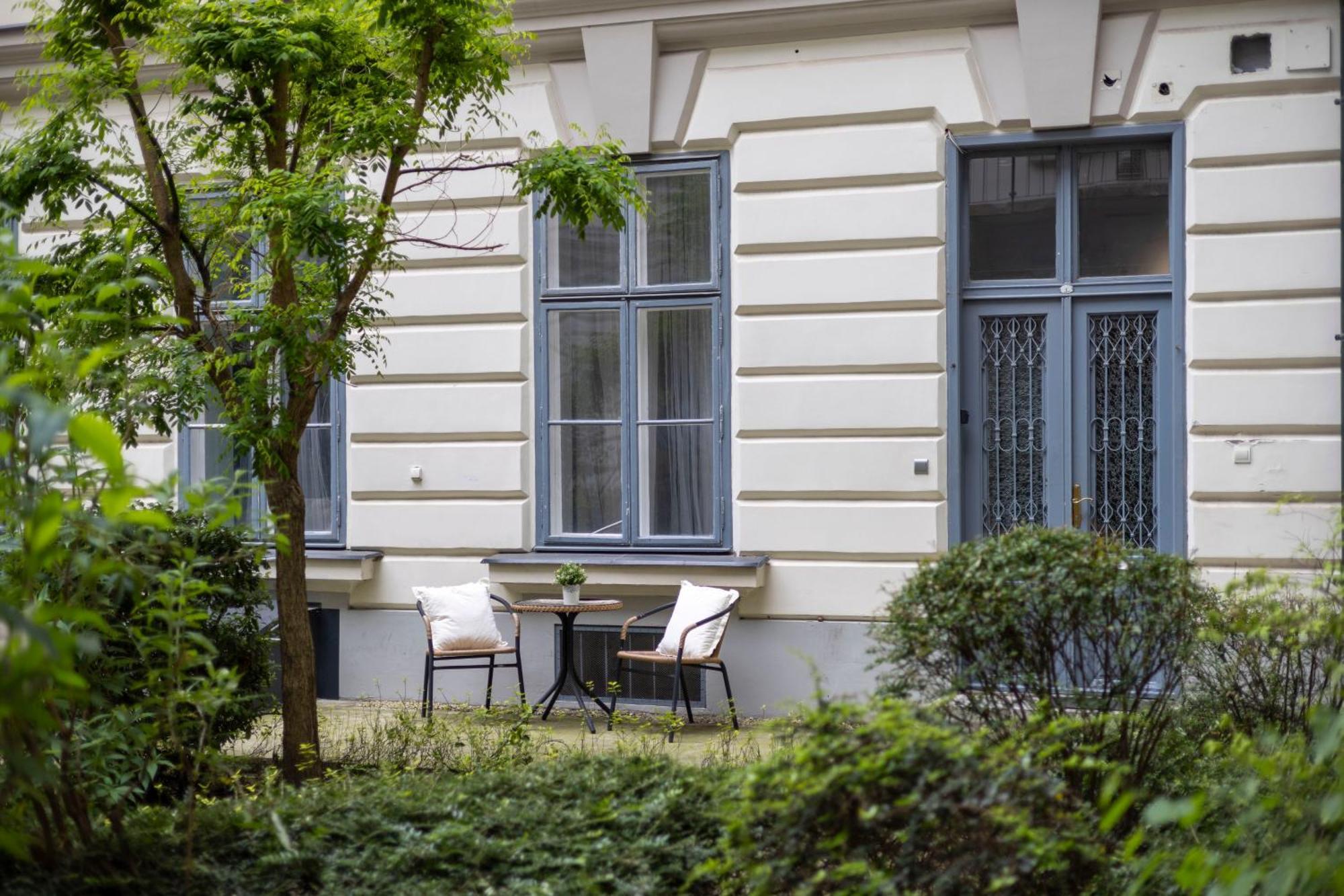 Apartamento Hidden Gem With Terrace On The Andrassy Fashion Road Budapest Exterior foto