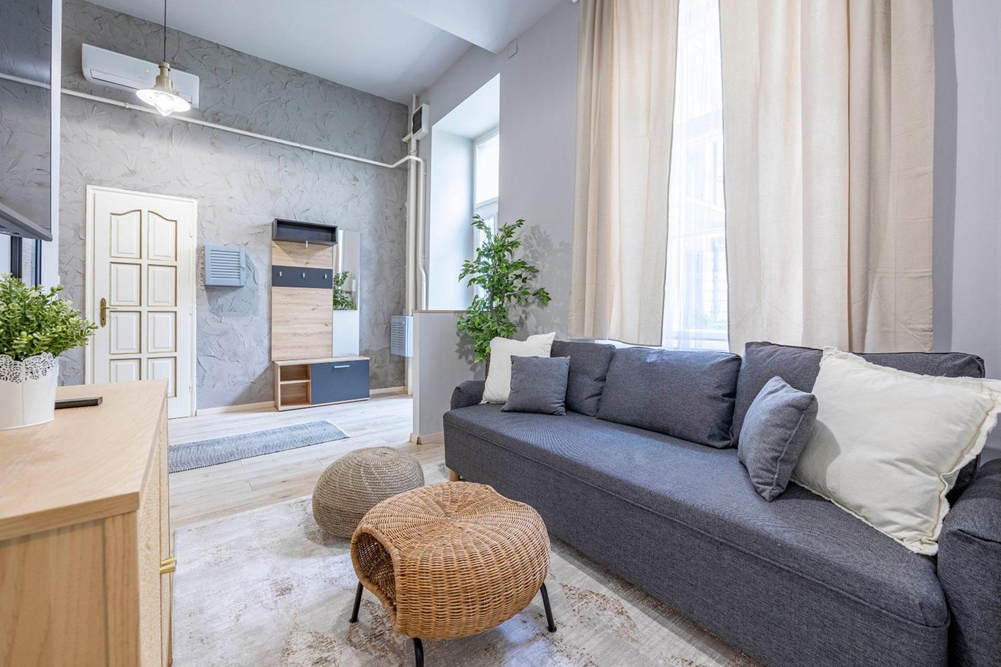 Apartamento Hidden Gem With Terrace On The Andrassy Fashion Road Budapest Exterior foto